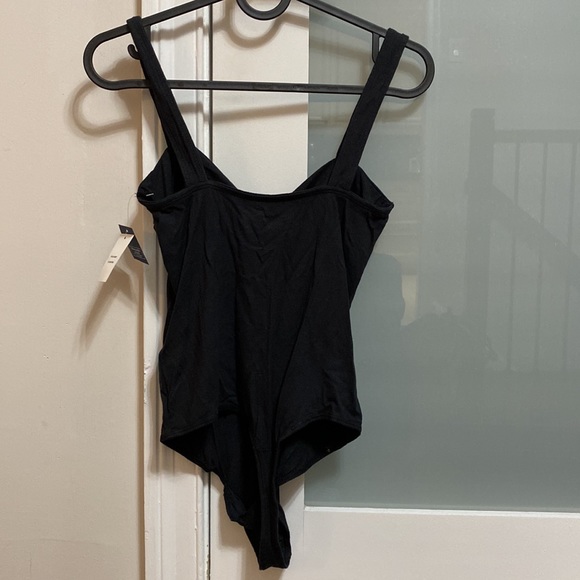 Abercrombie & Fitch Black Cross over Bodysuit - Picture 4 of 7